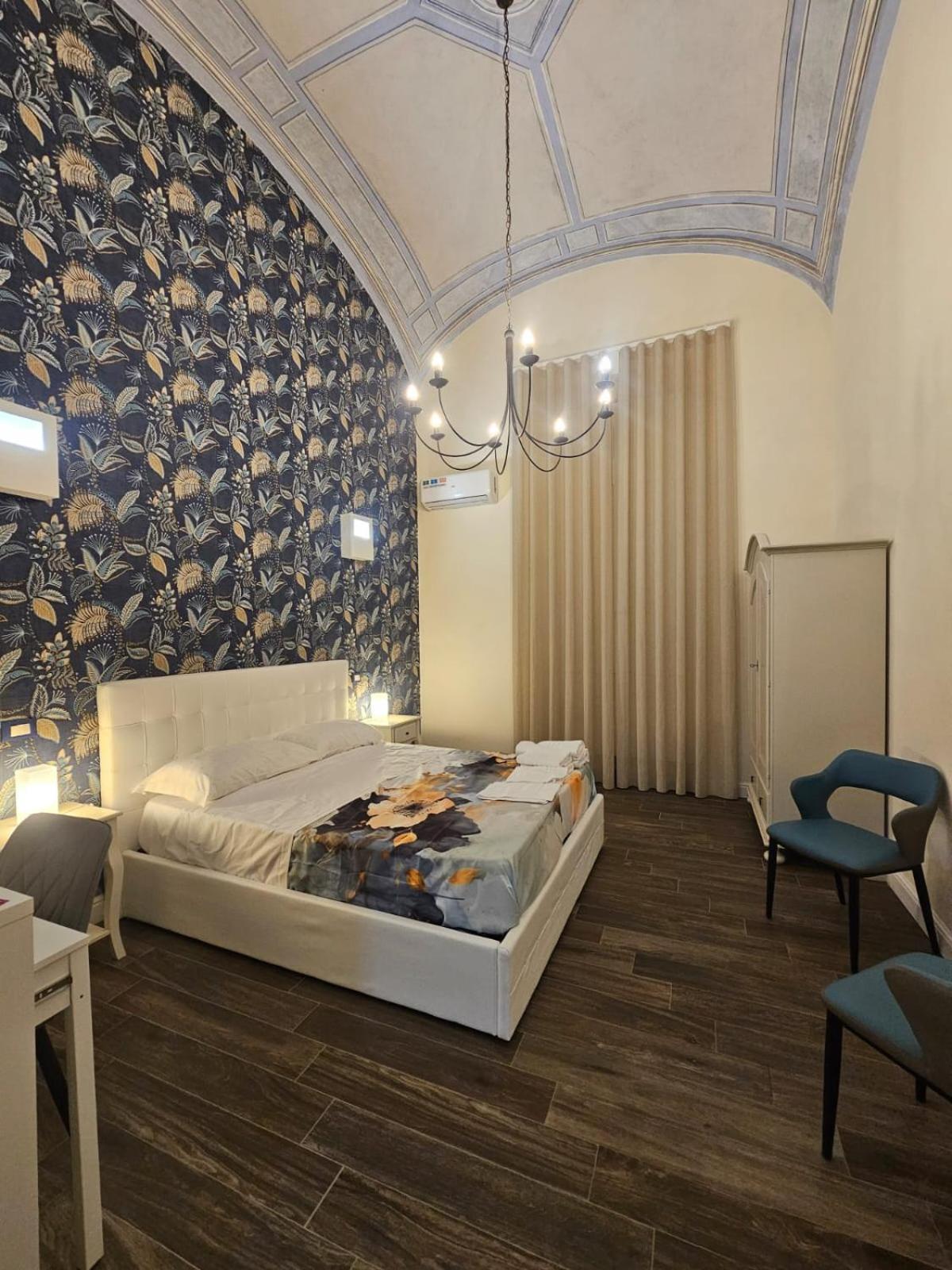 Bed and Breakfast Napoli The Charme Exterior foto